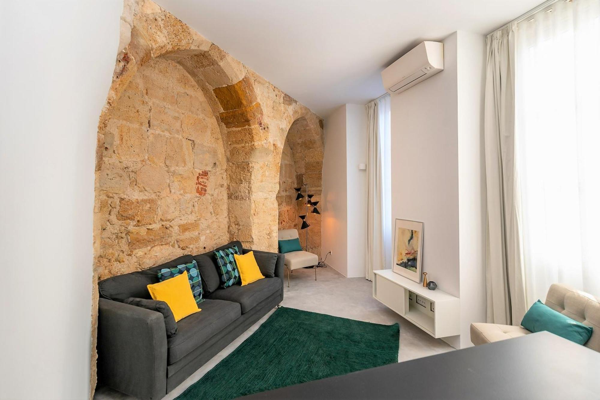 Be Local - Historic House Of Santo Andre In Alfama - Lisbon Apartment Exterior photo